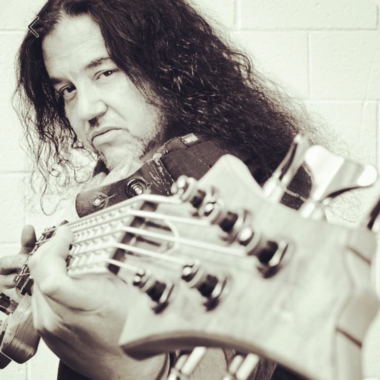 Mario Nobilio Bassist